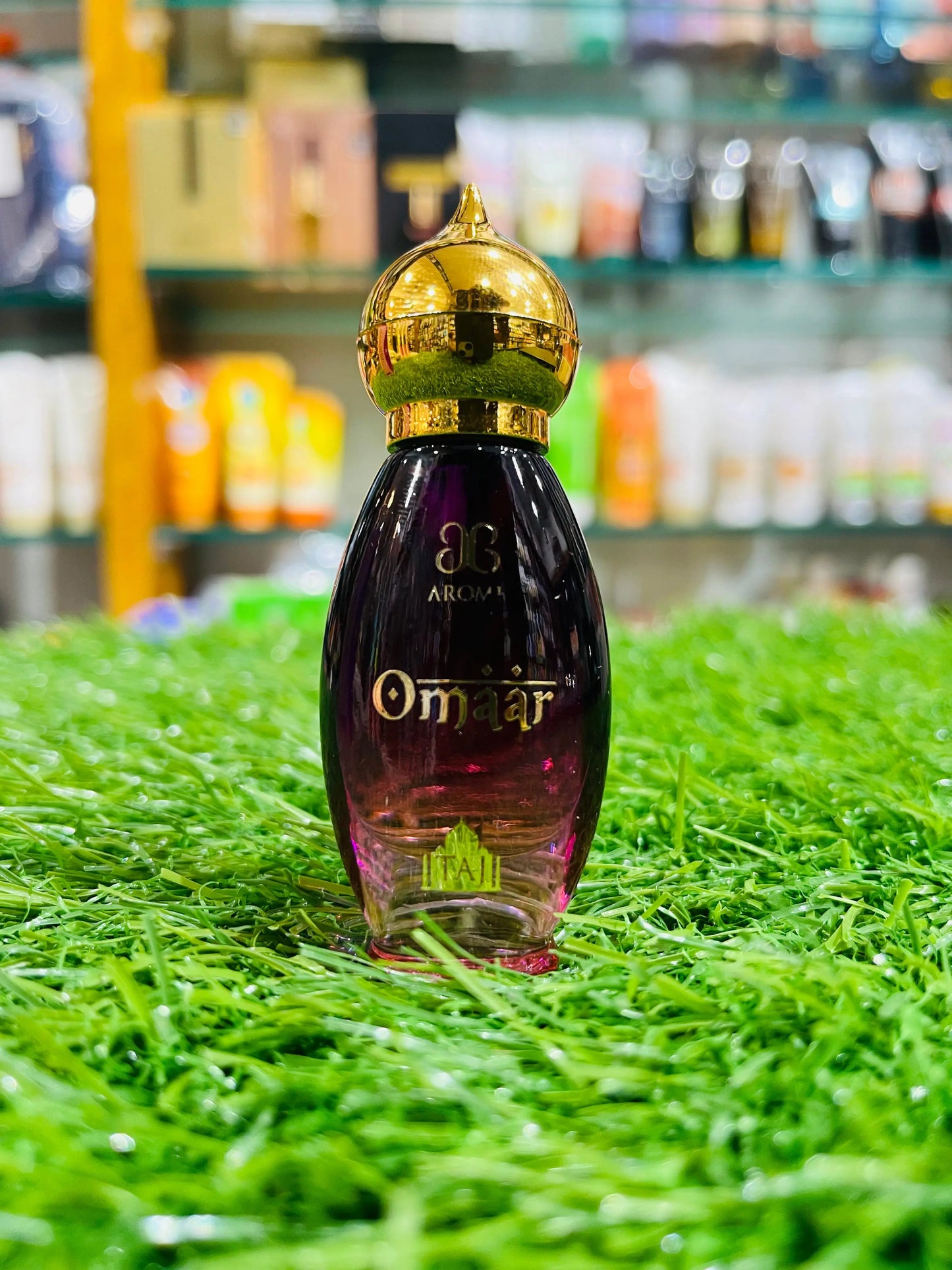 Arome Taj Edition Omaar Attar 9ml – Pure, Alcohol-Free Unisex Roll-On Perfume