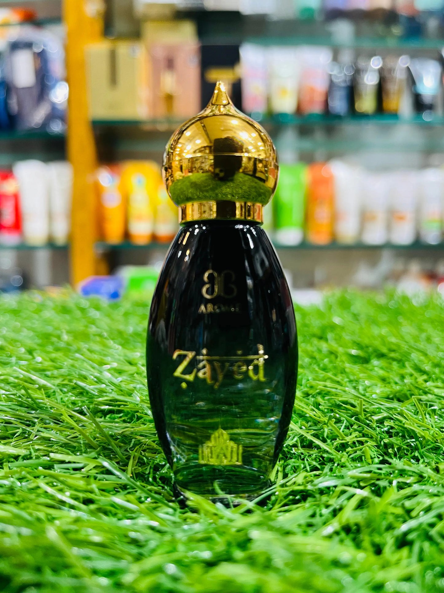 Arome Taj Edition Zayed Attar 9ml – Pure, Alcohol-Free Unisex Roll-On Perfume