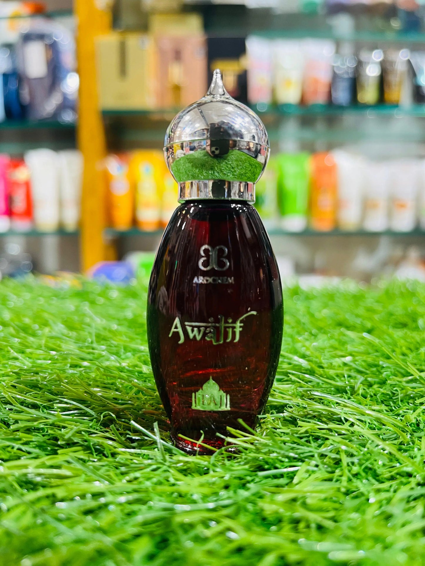 Arome Taj Edition Awatif Attar 9ml – Pure, Alcohol-Free Unisex Roll-On Perfume