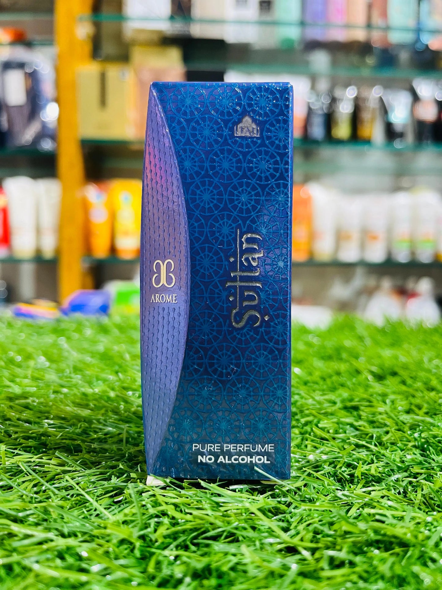 Arome Taj Edition Sultan Attar 9ml – Pure, Alcohol-Free Unisex Roll-On Perfume