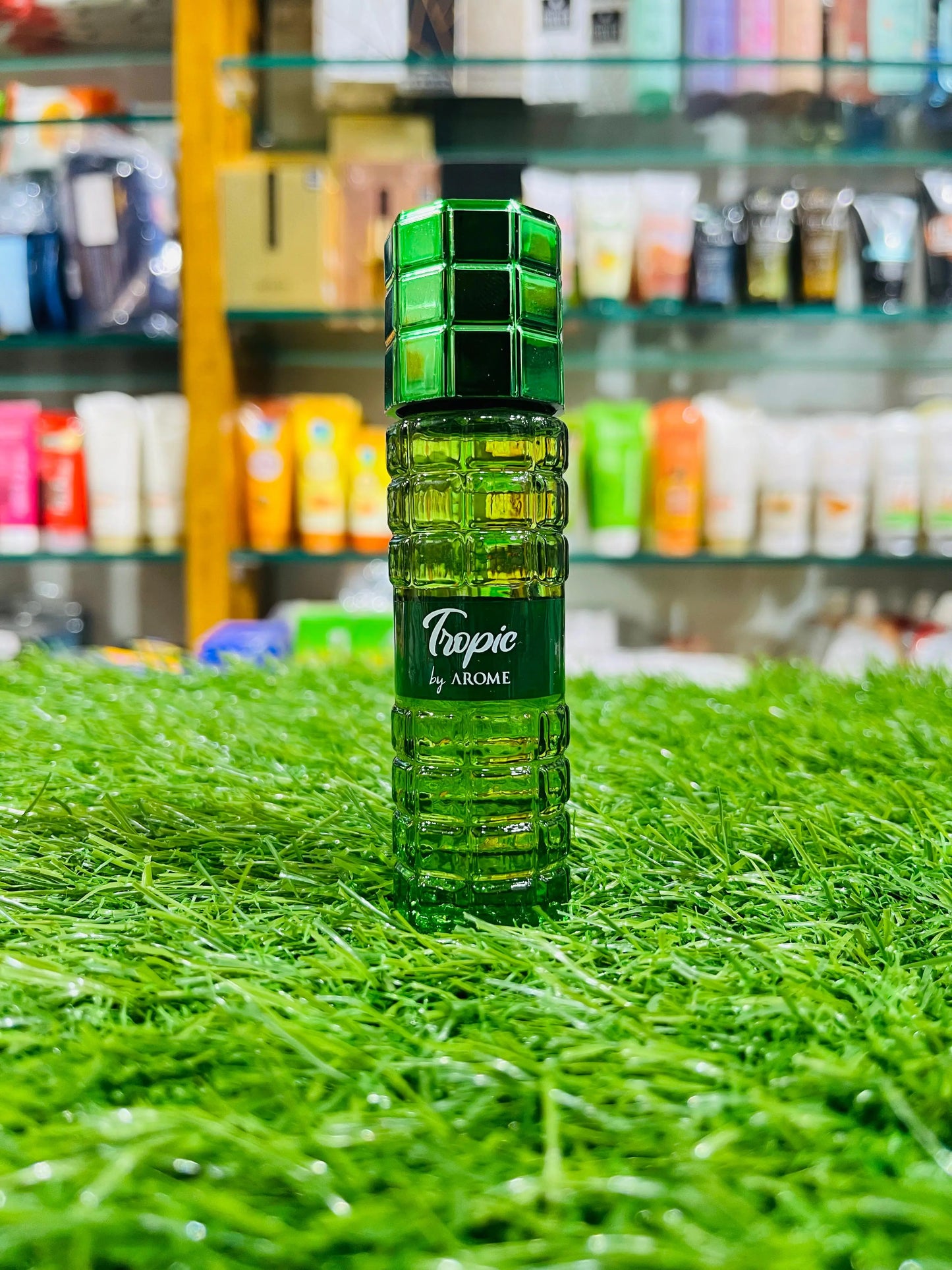 Arome Tropic Roll-On Perfume (25ml)