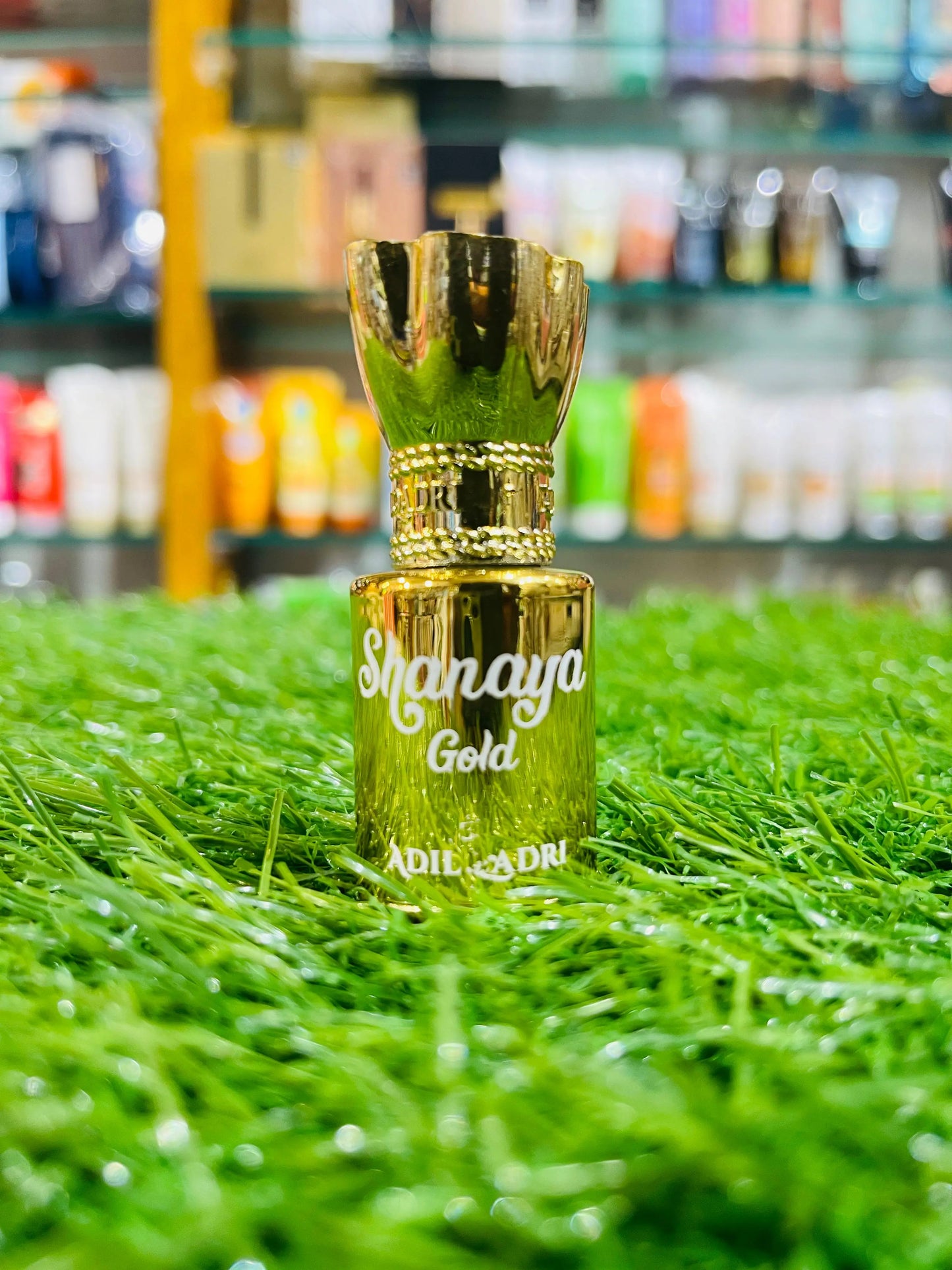 Adilqadri Shanaya Gold Attar 5.5ml – Unisex Vanilla & Spice Roll-On
